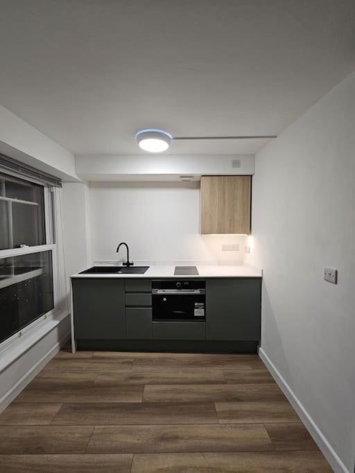 Beautiful And Bright !! Town/Harbour Apartment #2 Penzance Exterior foto